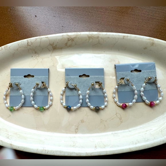 SALE!!! Rice Pearl Hoop Earrings with Bead or Crystal Accent - Picture 3 of 12